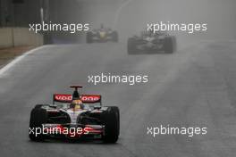 02.11.2008 Sao Paulo, Brazil,  Lewis Hamilton (GBR), McLaren Mercedes  - Formula 1 World Championship, Rd 18, Brazilian Grand Prix, Sunday Race