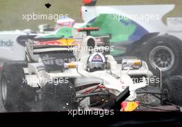 02.11.2008 Sao Paulo, Brazil,  David Coulthard (GBR), Red Bull Racing crashed out at his final GP - Formula 1 World Championship, Rd 18, Brazilian Grand Prix, Sunday Race