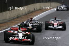 02.11.2008 Sao Paulo, Brazil,  Giancarlo Fisichella (ITA), Force India F1 Team  - Formula 1 World Championship, Rd 18, Brazilian Grand Prix, Sunday Race