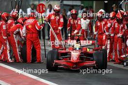 02.11.2008 Sao Paulo, Brazil,  Felipe Massa (BRA), Scuderia Ferrari - Formula 1 World Championship, Rd 18, Brazilian Grand Prix, Sunday Race