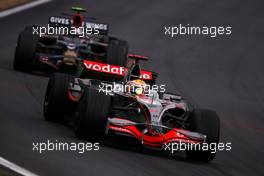 02.11.2008 Sao Paulo, Brazil,  Lewis Hamilton (GBR), McLaren Mercedes, Sebastian Vettel (GER), Scuderia Toro Rosso  - Formula 1 World Championship, Rd 18, Brazilian Grand Prix, Sunday Race