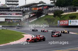 02.11.2008 Sao Paulo, Brazil,  Kimi Raikkonen (FIN), Räikkönen, Scuderia Ferrari, F2008 leads Lewis Hamilton (GBR), McLaren Mercedes, MP4-23 - Formula 1 World Championship, Rd 18, Brazilian Grand Prix, Sunday Race