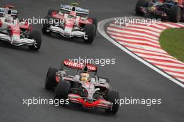 02.11.2008 Sao Paulo, Brazil,  Lewis Hamilton (GBR), McLaren Mercedes, MP4-23 - Formula 1 World Championship, Rd 18, Brazilian Grand Prix, Sunday Race