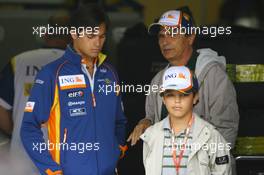 01.11.2008 Sao Paulo, Brazil,  Nelson Piquet Jr (BRA), Renault F1 Team with his younger brother and his father Nelson Piquet (BRA) - Formula 1 World Championship, Rd 18, Brazilian Grand Prix, Saturday Practice