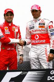 02.11.2008 Sao Paulo, Brazil,  Felipe Massa (BRA), Scuderia Ferrari, Lewis Hamilton (GBR), McLaren Mercedes - Formula 1 World Championship, Rd 18, Brazilian Grand Prix, Sunday