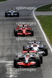 08.06.2008 Montreal, Canada,  Lewis Hamilton (GBR), McLaren Mercedes leads Robert Kubica (POL),  BMW Sauber F1 Team - Formula 1 World Championship, Rd 7, Canadian Grand Prix, Sunday Race