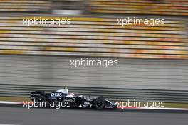 17.10.2008 Shanghai, China,  Kazuki Nakajima (JPN), Williams F1 Team, FW30 - Formula 1 World Championship, Rd 17, Chinese Grand Prix, Friday Practice