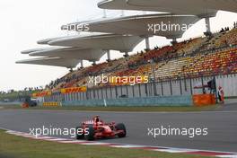 17.10.2008 Shanghai, China,  Kimi Raikkonen (FIN), Räikkönen, Scuderia Ferrari, F2008 - Formula 1 World Championship, Rd 17, Chinese Grand Prix, Friday Practice