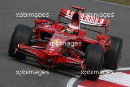17.10.2008 Shanghai, China,  Kimi Raikkonen (FIN), Räikkönen, Scuderia Ferrari, F2008 - Formula 1 World Championship, Rd 17, Chinese Grand Prix, Friday Practice