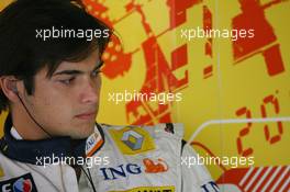 17.10.2008 Shanghai, China,  Nelson Piquet Jr (BRA), Renault F1 Team - Formula 1 World Championship, Rd 17, Chinese Grand Prix, Friday Practice