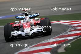 17.10.2008 Shanghai, China,  Jarno Trulli (ITA), Toyota Racing, TF108 - Formula 1 World Championship, Rd 17, Chinese Grand Prix, Friday Practice