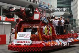 19.10.2008 Shanghai, China,  Drivers parade - Formula 1 World Championship, Rd 17, Chinese Grand Prix, Sunday Pre-Race Grid