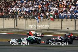 19.10.2008 Shanghai, China,  Jenson Button (GBR), Honda Racing F1 Team, RA108, Kazuki Nakajima (JPN), Williams F1 Team, FW30 - Formula 1 World Championship, Rd 17, Chinese Grand Prix, Sunday Race