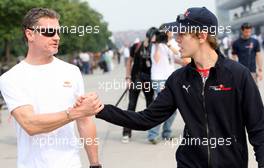 19.10.2008 Shanghai, China,  David Coulthard (GBR), Red Bull Racing and Sebastian Vettel (GER), Scuderia Toro Rosso - Formula 1 World Championship, Rd 17, Chinese Grand Prix, Sunday