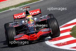 25.04.2008 Barcelona, Spain,  Lewis Hamilton (GBR), McLaren Mercedes, MP4-23 - Formula 1 World Championship, Rd 4, Spanish Grand Prix, Friday Practice