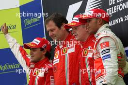 27.04.2008 Barcelona, Spain,  l-r, Felipe Massa (BRA), Scuderia Ferrari, Aldo Costa (ITA), Scuderia Ferrari, Chief Designer, Kimi Raikkonen (FIN), Räikkönen, Scuderia Ferrari and Lewis Hamilton (GBR), McLaren Mercedes - Formula 1 World Championship, Rd 4, Spanish Grand Prix, Sunday Podium