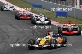 27.04.2008 Barcelona, Spain,  Fernando Alonso (ESP), Renault F1 Team, Lewis Hamilton (GBR), McLaren Mercedes - Formula 1 World Championship, Rd 4, Spanish Grand Prix, Sunday Race