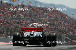 26.04.2008 Barcelona, Spain,  Lewis Hamilton (GBR), McLaren Mercedes, MP4-23 - Formula 1 World Championship, Rd 4, Spanish Grand Prix, Saturday Qualifying