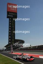 26.04.2008 Barcelona, Spain,  Lewis Hamilton (GBR), McLaren Mercedes, MP4-23 - Formula 1 World Championship, Rd 4, Spanish Grand Prix, Saturday Practice