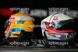 22.08.2008 Valencia, Spain,  Helmets of Lewis Hamilton (GBR), McLaren Mercedes and Heikki Kovalainen (FIN), McLaren Mercedes  - Formula 1 World Championship, Rd 12, European Grand Prix, Friday Practice