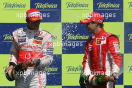 24.08.2008 Valencia, Spain,  Lewis Hamilton (GBR), McLaren Mercedes, Felipe Massa (BRA), Scuderia Ferrari   - Formula 1 World Championship, Rd 12, European Grand Prix, Sunday Podium