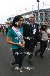 22.06.2008 Magny Cours, France,  Miss France - Formula 1 World Championship, Rd 8, French Grand Prix, Sunday Pre-Race Grid