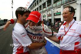 22.06.2008 Magny Cours, France,  Jarno Trulli (ITA), Toyota F1 Team, Frank Dernie (GBR), Toyota Racing  - Formula 1 World Championship, Rd 8, French Grand Prix, Sunday Podium