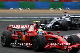 22.06.2008 Magny Cours, France,  Felipe Massa (BRA), Scuderia Ferrari leads Nico Rosberg (GER), WilliamsF1 Team - Formula 1 World Championship, Rd 8, French Grand Prix, Sunday Race
