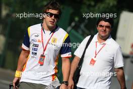 21.06.2008 Magny Cours, France,  Fernando Alonso (ESP), Renault F1 Team and Luis Garcia Abad (ESP), Manager of Fernando Alonso - Formula 1 World Championship, Rd 8, French Grand Prix, Saturday