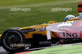 21.06.2008 Magny Cours, France,  Fernando Alonso (ESP), Renault F1 Team  - Formula 1 World Championship, Rd 8, French Grand Prix, Saturday Qualifying