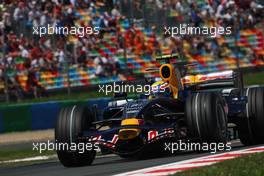 21.06.2008 Magny Cours, France,  Mark Webber (AUS), Red Bull Racing, RB4 - Formula 1 World Championship, Rd 8, French Grand Prix, Saturday Qualifying