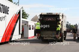 19.06.2008 Magny Cours, France,  Bin Men in the paddock - Formula 1 World Championship, Rd 8, French Grand Prix, Thursday