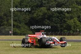 04.07.2008 Silverstone, England,  Adrian Sutil (GER), Force India F1 Team, VJM-01 on the grass - Formula 1 World Championship, Rd 9, British Grand Prix, Friday Practice