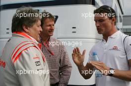 04.07.2008 Silverstone, England,  Norbert Haug (GER), Mercedes, Motorsport chief and David Coulthard (GBR), Red Bull Racing - Formula 1 World Championship, Rd 9, British Grand Prix, Friday