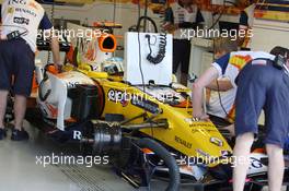 04.07.2008 Silverstone, England,  Fernando Alonso (ESP), Renault F1 Team - Formula 1 World Championship, Rd 9, British Grand Prix, Friday Practice