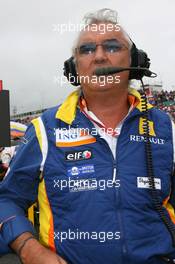 06.07.2008 Silverstone, England,  Flavio Briatore (ITA), Renault F1 Team, Team Chief, Managing Director - Formula 1 World Championship, Rd 9, British Grand Prix, Sunday Pre-Race Grid