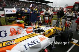 06.07.2008 Silverstone, England,  Nelson Piquet Jr (BRA), Renault F1 Team  - Formula 1 World Championship, Rd 9, British Grand Prix, Sunday Pre-Race Grid