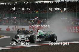 06.07.2008 Silverstone, England,  Jenson Button (GBR), Honda Racing F1 Team, RA108 spins - Formula 1 World Championship, Rd 9, British Grand Prix, Sunday Race