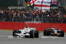 06.07.2008 Silverstone, England,  Rubens Barrichello (BRA), Honda Racing F1 Team leads Mark Webber (AUS), Red Bull Racing - Formula 1 World Championship, Rd 9, British Grand Prix, Sunday Race