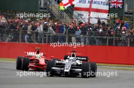 06.07.2008 Silverstone, England,  Nico Rosberg (GER), WilliamsF1 Team leads Felipe Massa (BRA), Scuderia Ferrari - Formula 1 World Championship, Rd 9, British Grand Prix, Sunday Race