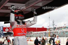 05.07.2008 Silverstone, England,  pole sitter Heikki Kovalainen (FIN), McLaren Mercedes - Formula 1 World Championship, Rd 9, British Grand Prix, Saturday Qualifying