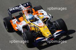 05.07.2008 Silverstone, England,  Fernando Alonso (ESP), Renault F1 Team, R28 - Formula 1 World Championship, Rd 9, British Grand Prix, Saturday Qualifying