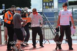 03.07.2008 Silverstone, England,  Lewis Hamilton (GBR), McLaren Mercedes arrives and signs autographs - Formula 1 World Championship, Rd 9, British Grand Prix, Thursday