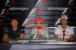 03.07.2008 Silverstone, England,  l-r, Lewis Hamilton (GBR), McLaren Mercedes, David Coulthard (GBR), Red Bull Racing and Jenson Button (GBR), Honda Racing F1 Team - Formula 1 World Championship, Rd 9, British Grand Prix, Thursday Press Conference