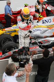 20.07.2008 Hockenheim, Germany,  Nick Hamilton (brother of Lewis Hamilton) and Lewis Hamilton (GBR), McLaren Mercedes - Formula 1 World Championship, Rd 10, German Grand Prix, Sunday Podium