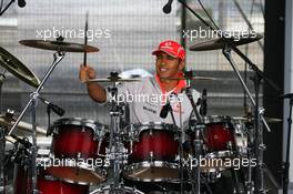 17.07.2008 Hockenheim, Germany,  Lewis Hamilton (GBR), McLaren Mercedes playing the drums - Formula 1 World Championship, Rd 10, German Grand Prix, Thursday