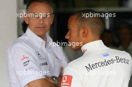 01.08.2008 Budapest, Hungary,  Lewis Hamilton (GBR), McLaren Mercedes and Martin Whitmarsh (GBR), McLaren, Chief Executive Officer - Formula 1 World Championship, Rd 11, Hungarian Grand Prix, Friday Practice