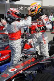 02.08.2008 Budapest, Hungary,  Heikki Kovalainen (FIN), McLaren Mercedes, 2nd and Lewis Hamilton (GBR), McLaren Mercedes, in pole position - Formula 1 World Championship, Rd 11, Hungarian Grand Prix, Saturday Qualifying