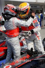 02.08.2008 Budapest, Hungary,  Heikki Kovalainen (FIN), McLaren Mercedes, 2nd and Lewis Hamilton (GBR), McLaren Mercedes, in pole position - Formula 1 World Championship, Rd 11, Hungarian Grand Prix, Saturday Qualifying