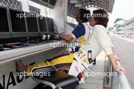 12.09.2008 Monza, Italy,  Fernando Alonso (ESP), Renault F1 Team - Formula 1 World Championship, Rd 14, Italian Grand Prix, Friday Practice
